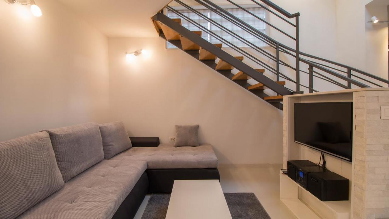 Apartments With A Parking Space Jusici, Opatija - 15874 Kastav Exterior photo